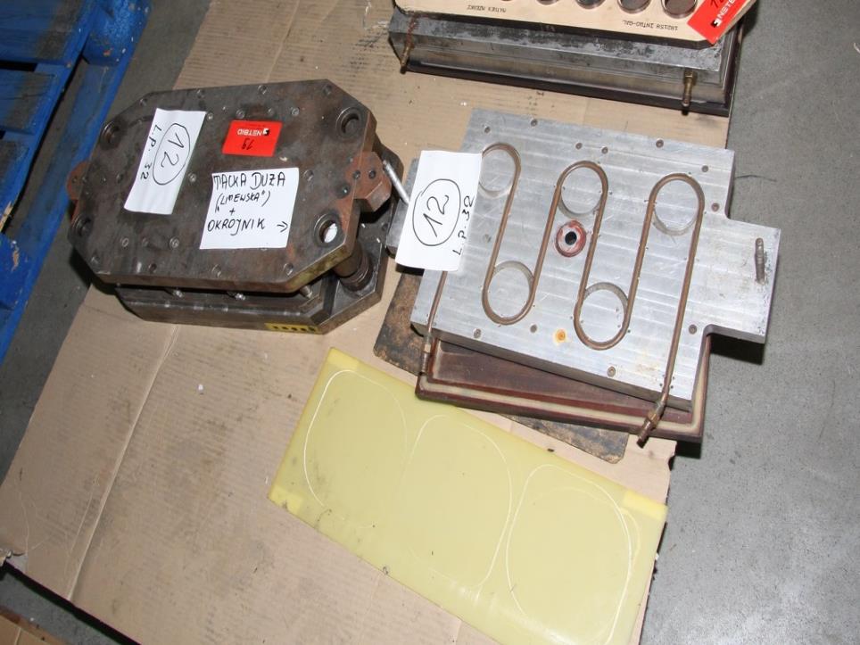 Plastic processing machines for plastic dishes-2